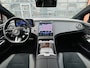 Mercedes-Benz EQE AMG 43 4-Matic 90 kWh | Premium pakket | Panoramadak | Achterassturing | Distronic | Elek. verstelbare voorstoelen met geheugen | Luchtvering