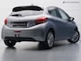 Peugeot 208 1.2 PureTech Allure (APPLE CARPLAY,LED,PANORAMA,STOELVERWARMING,CRUISE,CLIMATE,CAMERA,LM-VELGEN,TREKHAAK,NIEUWE APK)