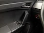 SEAT Ibiza 1.0 TSI Sport (APPLE CARPLAY, GROOT NAVI, CLIMATE, CAMERA, SPORTSTOELEN, PARKEERSENSOREN, GETINT GLAS, LM VELGEN, NIEUWSTAAT)