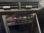 Volkswagen Polo 1.0 TSi R-Line Automaat-Adapt.Cr.contr-Navigatie-Clima-Carplay-Camera-Parkeersensoren-Virtual-Lm17''velgen
