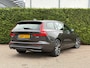 Volvo V60 2.0 T6 Plug-in hybrid AWD Plus Dark | Harman/Kardon | Stoel & Stuur verwarming | Trekhaak |