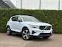 Volvo XC40 2.0 B4 Plus Dark