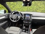 Volvo XC40 2.0 B4 Plus Dark