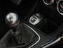 Alfa Romeo Giulietta 1.4 T Distinctive|Org. NL|Bluetooth|170PK!