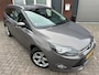 Ford Focus Wagon 1.0 EcoBoost Titanium / Navi / PDC / Clima / LM