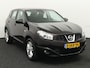 Nissan Qashqai 1.6 Acenta automaat, Airco, Bluetooth, Cruise control, parkeersensoren achter, multimedia-voorbereiding, regensensor Op zoek naar een stoere en comfortabele gezinsauto met een hoge instap en uitstekende rij-eigenschappen? Dan is deze Nissan Qashqai 1.6 Acenta precies wat je zoekt!  De Qashqai combineert het