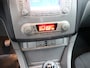 Ford Focus 1.8 Limited 126 pk, Airco, Bluetooth, Boordcomputer, Cruise control, Parkeersensoren achter, Elektronische remkrachtverdeling, Elektronisch Stabiliteits Programma, Verwarmde voorruit Deze Ford Focus 1.8 Limited uit 2010 bewijst dat je niet nieuw hoeft te rijden om kwaliteit en comfort te ervaren. Met zijn krachtige 1.8-liter motor en fijne rijgedrag is hij ideaal voor zow