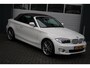 BMW 1-Serie Cabrio 118i Exclusive Edition 143pk Airco/Cruise/Stoelverwarming/Bluetooth/Leder/PDC/RadioCD.AUX.USB/18"LM/Parelmoer