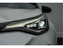Toyota C-HR 2.0 180pk Hybrid Bi-Tone Trekhaak/ Stoelverwarming/ Full LED/ Carplay/ JBL audio/ Camera