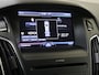 Ford Focus Wagon 1.0 Titanium | Parkeerhulp voor en achter | Navigatie | Keyless Start | Clima |