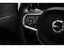 Volvo XC60 T6 Plug-in hybrid AWD Plus Black Edition | Achterbank verwarmd | Achteruitrijcamera | Alarmsysteem