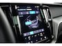 Volvo XC60 T6 Plug-in hybrid AWD Plus Black Edition | Achterbank verwarmd | Achteruitrijcamera | Alarmsysteem