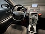 Volvo S40 2.0 Kinetic|XENON|TREKHAAK|NAVI|CRUISE|17INCH|