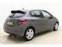 Peugeot 208 1.2 PureTech Signature 110 PK | Automaat | Apple Carplay | Parkeersensor | Navigatie | Cruise Control | Airco | Licht Metalen Velgen | 1e eigenaar