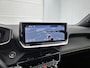 Peugeot 2008 GT Hybrid 145pk Automaat | Navigatie | Achteruitrijcamera | Climate Control | Adaptieve Cruise Control | Full Led koplampen | Parkeersensoren v+a | Keyless | Armsteun | Draadloze Apple Carplay / Android Auto | Digitaal instrumentenpaneel | DAB+ radio | Afwijkende dakkleur | Donker getint glas | 17" lichtmetalen velgen |
