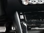 Peugeot 2008 GT Hybrid 145pk Automaat | Navigatie | Achteruitrijcamera | Climate Control | Adaptieve Cruise Control | Full Led koplampen | Parkeersensoren v+a | Keyless | Armsteun | Draadloze Apple Carplay / Android Auto | Digitaal instrumentenpaneel | DAB+ radio | Afwijkende dakkleur | Donker getint glas | 17" lichtmetalen velgen |