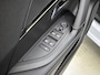Peugeot 2008 GT Hybrid 145pk Automaat | Navigatie | Achteruitrijcamera | Climate Control | Adaptieve Cruise Control | Full Led koplampen | Parkeersensoren v+a | Keyless | Armsteun | Draadloze Apple Carplay / Android Auto | Digitaal instrumentenpaneel | DAB+ radio | Afwijkende dakkleur | Donker getint glas | 17" lichtmetalen velgen |