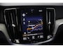 Volvo V60 2.0 B5 Inscription 250 PK | Leer | Stoel/Stuurverwarming | Nederlandse Auto | Navigatie