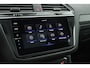 Volkswagen Tiguan 1.4 TSI 245pk eHybrid R-Line Business+ Black Style Panoramadak Trekhaak Stoelverwarming