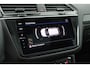 Volkswagen Tiguan 1.4 TSI 245pk eHybrid R-Line Business+ Black Style Panoramadak Trekhaak Stoelverwarming