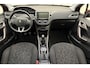 Peugeot 2008 1.2 PureTech Active | Navigatie | Panoramadak | Trekhaak | Climate Control | Parkeersensoren achter |