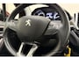 Peugeot 2008 1.2 PureTech Active | Navigatie | Panoramadak | Trekhaak | Climate Control | Parkeersensoren achter |