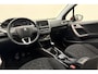 Peugeot 2008 1.2 PureTech Active | Navigatie | Panoramadak | Trekhaak | Climate Control | Parkeersensoren achter |