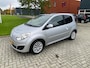 Renault Twingo 1.2-16V INITIALE
