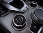 Alfa Romeo Stelvio 2.0 T AWD Veloce | Ad.Onderstel | Schuifdak | Trekh. | TI-dif. | 21 inch | Ad.Cruise | Giallo
