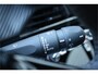 Peugeot 2008 1.2 PURETECH 100PK ALLURE | Climate controle | Cruise Controle | 17'' Lichtmetalen velgen | 360° camera | Navigatie | Achterbank in delen neerklapbaar | Achteruitrijcamera | Achteruitrijcamera