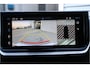 Peugeot 2008 1.2 PURETECH 100PK ALLURE | Climate controle | Cruise Controle | 17'' Lichtmetalen velgen | 360° camera | Navigatie | Achterbank in delen neerklapbaar | Achteruitrijcamera | Achteruitrijcamera