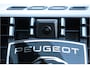 Peugeot 2008 1.2 PURETECH 100PK ALLURE | Climate controle | Cruise Controle | 17'' Lichtmetalen velgen | 360° camera | Navigatie | Achterbank in delen neerklapbaar | Achteruitrijcamera | Achteruitrijcamera