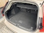 Volvo V60 2.0 B3 Essential Automaat | Google Maps Navigatiesysteem | Apple CarPlay | LED verlichting | Stoel & stuurwielverwarming | Cruise & Climate control | Draadloze telefoonlader | Achteruitrijcamera | Parkeersensoren achter