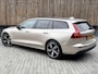 Volvo V60 2.0 B3 Essential Automaat | Google Maps Navigatiesysteem | Apple CarPlay | LED verlichting | Stoel & stuurwielverwarming | Cruise & Climate control | Draadloze telefoonlader | Achteruitrijcamera | Parkeersensoren achter