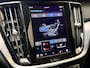 Volvo V60 2.0 B3 Essential Automaat | Google Maps Navigatiesysteem | Apple CarPlay | LED verlichting | Stoel & stuurwielverwarming | Cruise & Climate control | Draadloze telefoonlader | Achteruitrijcamera | Parkeersensoren achter