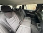 Volvo V60 2.0 B3 Essential Automaat | Google Maps Navigatiesysteem | Apple CarPlay | LED verlichting | Stoel & stuurwielverwarming | Cruise & Climate control | Draadloze telefoonlader | Achteruitrijcamera | Parkeersensoren achter