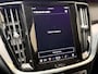 Volvo V60 2.0 B3 Essential Automaat | Google Maps Navigatiesysteem | Apple CarPlay | LED verlichting | Stoel & stuurwielverwarming | Cruise & Climate control | Draadloze telefoonlader | Achteruitrijcamera | Parkeersensoren achter