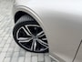 Volvo V60 2.0 B3 Essential Automaat | Google Maps Navigatiesysteem | Apple CarPlay | LED verlichting | Stoel & stuurwielverwarming | Cruise & Climate control | Draadloze telefoonlader | Achteruitrijcamera | Parkeersensoren achter