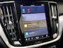 Volvo V60 2.0 B3 Essential Automaat | Google Maps Navigatiesysteem | Apple CarPlay | LED verlichting | Stoel & stuurwielverwarming | Cruise & Climate control | Draadloze telefoonlader | Achteruitrijcamera | Parkeersensoren achter