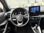 Toyota Yaris Cross 1.5 Hybrid Dynamic | Sensoren | Blindspot | Stuur + stoelverwarm