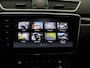 Skoda Superb Combi 1.4 TSI iV Laurin & Klement 218PK DSG Pano-Schuifdak, Elektrische Memorystoel, Matrix LED-verlichting, 360gr. Camera, Stoelkoeling, Virtual Pedal, 18" LM Velgen, Adaptieve Cruise Control