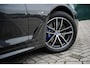 BMW 5-Serie Touring M-Sportpakket | Panoramadak | Trekhaak | Head-Up Display | Parking Assistant | Hifi audiosysteem |