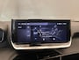 Peugeot 2008 1.2 Hybrid 136 Allure Parkeersensoren Rondom | Digitaal Dashboard | Carplay | 17" Lichtmetaal | Leder/Stof | Cruise | Climate | Airco (automatisch) | Apple Carplay/Android Auto|telefoonintegratie premium | Cruise control