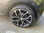 Volkswagen Up! 1.0 | 60 PK | All Season | Lichtmetalen Velgen | Cruisecontrol | Climatronic (Automatische Airco) | Camera |