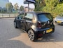 Volkswagen Up! 1.0 | 60 PK | All Season | Lichtmetalen Velgen | Cruisecontrol | Climatronic (Automatische Airco) | Camera |