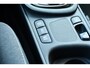 Toyota Yaris 1.5 Hybrid 115 Style Limited Automaat 116pk | Stoelverwarming | Parkeersensor vóór & achter | Dodehoekdetectie |