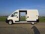 Peugeot Boxer 335 2.2 BlueHDi L2 H2 - Euro 6 - 140 Pk - ParkeerCamera - Airco - Cruise Control