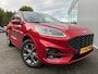Ford Kuga 2.5 PHEV ST-Line X | NW Geleverd | Winter Pack | Grote Spoiler | B&O Audio | Rode Remklauwen |