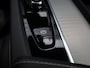 Volvo XC60 2.0 B4 R-Design / Mild-Hybride / Leder/ Facelift / 21-inch Lichtmetaal