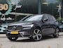 Volvo XC60 2.0 B4 R-Design / Mild-Hybride / Leder/ Facelift / 21-inch Lichtmetaal